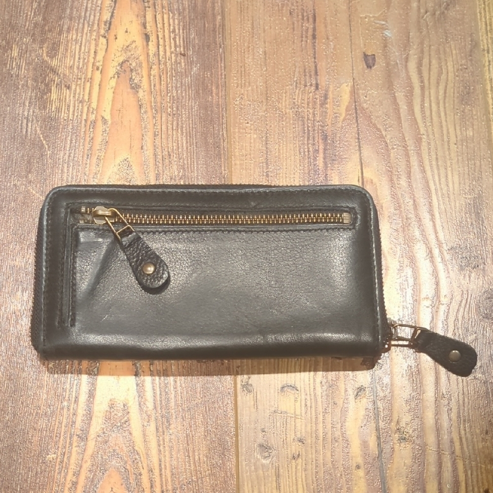 Black Leather Women's s Wallet